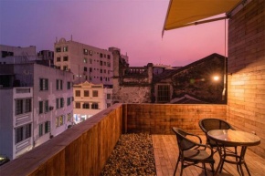 Wander Hostel